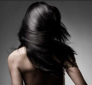 Vitamini za lase pripomorejo k zdravemu videzu naših las.